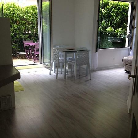 Apartamento Le Croix Roussien Lyon Centre Exterior foto