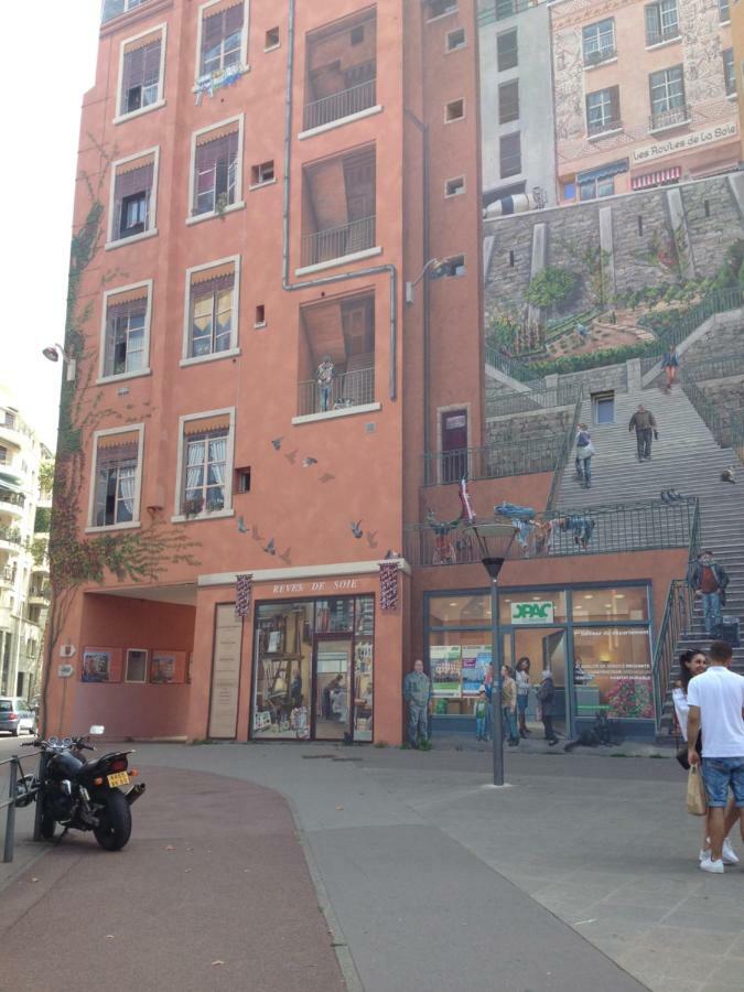 Apartamento Le Croix Roussien Lyon Centre Exterior foto